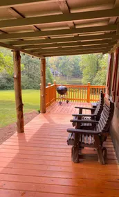 Charming Fishing Cabin w/ lake view near Stone Mountain - Image 4