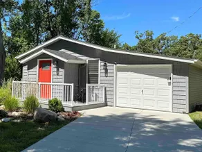 Cozy Cottage - Image 2