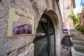 DREAM IN THE HEART OF ASSISI PERFETTA LETIZIA HOME - Image 4