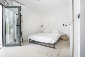 Boutique Studio (25 m2) with huge private terrace - Image 2