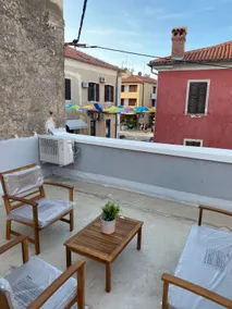 Apartment in the historic center of Novigrad, 20 meters from the sea - Image 5