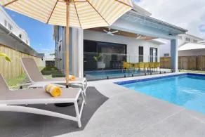 Luxury Bokarina Beachhouse - Image 2