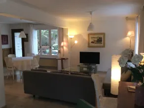 Appartement  de charme avec piscine  privée et parking sécurisé - Image 2