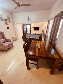 Eclectic 1 Bedroom House - Image 2