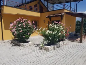Villa with pool, 40 minutes from the Amalfi Coast - Image 4