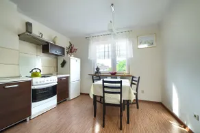 Sunny Apartment with Balcony | Parking | Lake View - Image 4