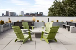 Amazing Capitol Hill Apartment with Free Parking! - Image 5