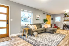 Fort Worth Home | Gated Yard & Covered Parking - Image 5