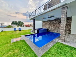 Luxurious New House!! 4 suites Air conditioning. - Image 3