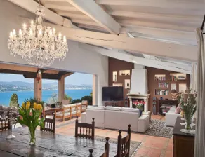 Villa with Magic view of Bay of Saint Tropez - Image 4