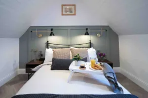 Modern finish to a historic brewers house, Derby - Image 3