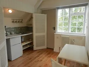 Spacious Riverside Annexe & garden - Image 5