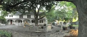 Niagara Gorge Mansion Spectacular Setting - Image 3