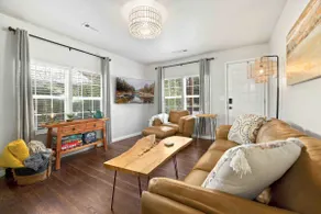South Fayetteville Cottage - Image 3