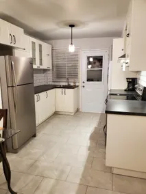 Le Chalet St-Léo, ground floor - Image 4