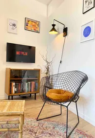 Le Petit Gambetta, Panoramic View! Netflix - Image 4