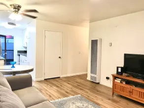 Long Beach Condo Modern & Upgraded w/Balcony - Image 5