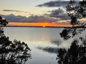 Waterfront house w/ private Beach / kayak/ fishing - Image 2