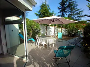 House Garden wifi, Air conditioning, 100 m from the beach - Image 3