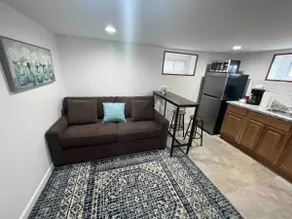 Comfortable Private Suite 20 Minutes from NYC/EWR! - Image 5