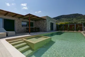 Seaside Villa Sfinari – Steps from the Beach - Image 2