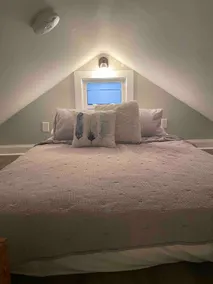 Modern Beach Cottage with Loft - Image 5