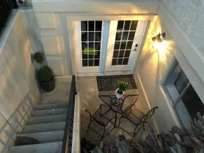 Cozy Clean Walk-out Basement Apartment Near Canyon - Image 2