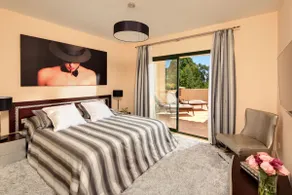 Unique Flat near Puerto Banus surrounded by Golf - Image 3
