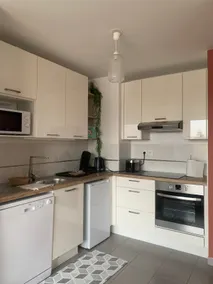 Nice apartment, garage included, 15 minutes from the center - Image 3