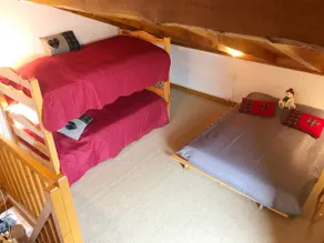 Ski-in/out apartment facing the Aravis - Image 5