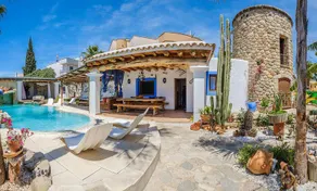 Beautiful Villa in Ibiza - Image 2