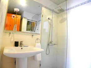 Stylish & spacious 3BR Apt @BEST Location Zona Colonial (OldTown) - Image 5