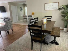 4 bedroom, family-friendly, Simpsonville. Sleeps 9 - Image 3