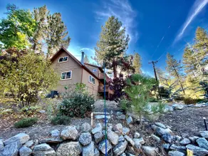 Walk to Lake, Pool, Hike & Town! Mountain Views! - Image 2