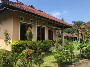 THE LAVIANA HOTEL - Image 3