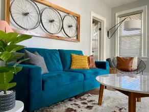 Our Cozy Bay View Bungalow Getaway - Image 2