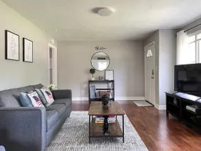 The Homey Escape in Fayetteville - Image 2