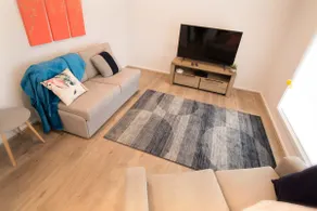 Contemporary ‘Esprit’ with river reserve access - Image 5