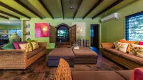 CELADON Holiday House - Image 2