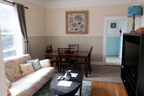 Wilderness Suite- historic apt above cafe - Image 4