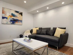 Lower Unit - Central location - Image 3