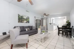 Beautiful home with super fast internet,great spot - Image 2