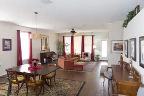 Lovely house near TMS, parks, and yummy dining - Image 2