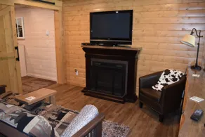 Bears Den Inn (on the Fraser) - Image 3