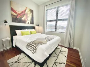 Perfect Spot & Spacious 2BR+2BA | Mapletree Suites - Image 5