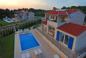 Villa Babudri com Jacuzzi, Piscina Aquecida, Churrasqueira, Vista para o Mar e Chef Privado - Image 2