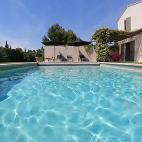 Villa, private heated pool, beautiful view of the Alpilles - Image 4
