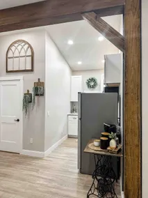 Apartment in Alva on 5 acres in an Equestrian Barn - Image 3