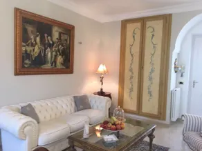 Exclusive Luxury apartment in villa - Image 3