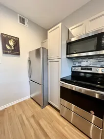 Stylish 2BR Getaway by Six Flags/Medical Center - Image 5